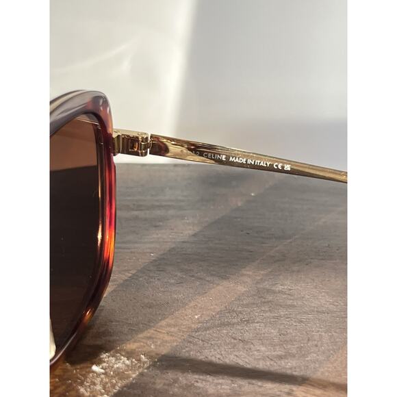 Celine cl40202u 52e Gold and Tortoise Square Frame Sunglasses 53 24 145 main image 5